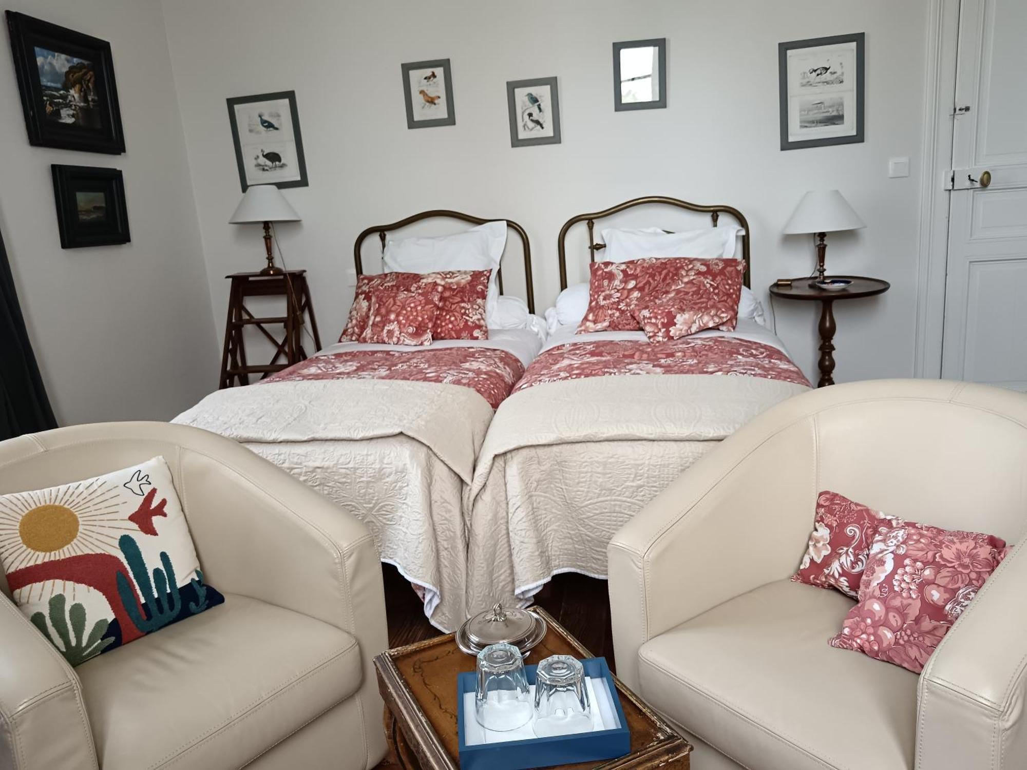 Bed and Breakfast Castel La Bergerie Laglorieuse Esterno foto