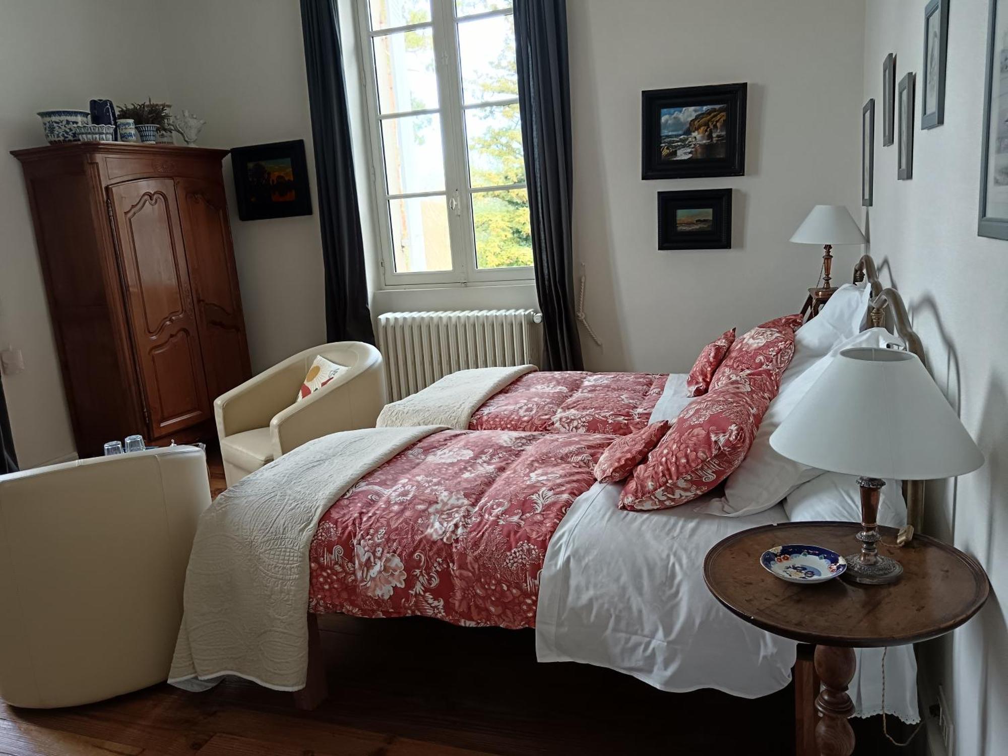 Bed and Breakfast Castel La Bergerie Laglorieuse Esterno foto