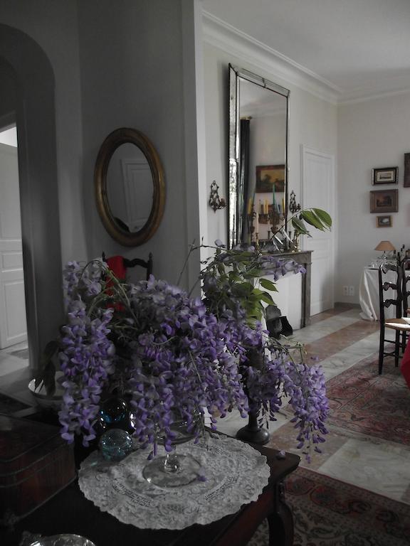 Bed and Breakfast Castel La Bergerie Laglorieuse Esterno foto